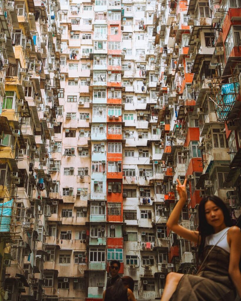 Visiting the Yik Cheong "Monster" Building, Hong Kong