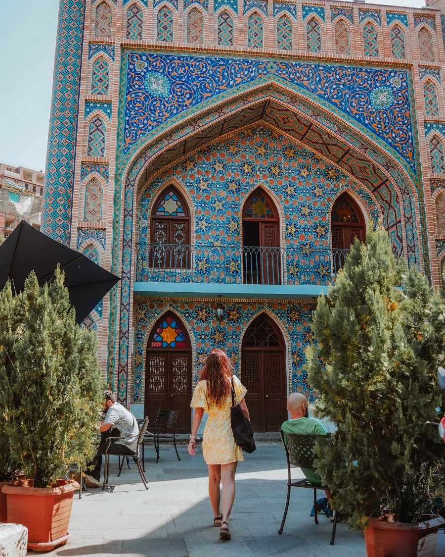 How to Visit the Chreli-Abano Sulfur Baths, Tbilisi, Georgia